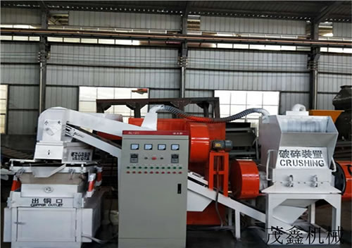 Wire and cable crushing and recycling equipment